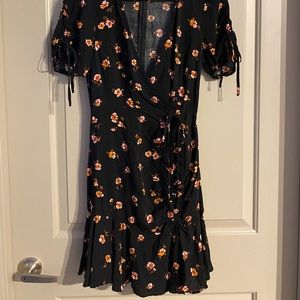 FOREVER 21 DRESS